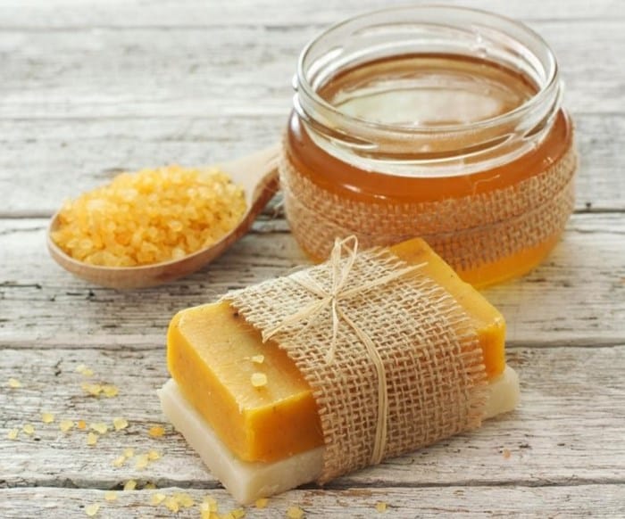 Cildi Güzelleştiren Bakım! Ballı Sabun Yapımı