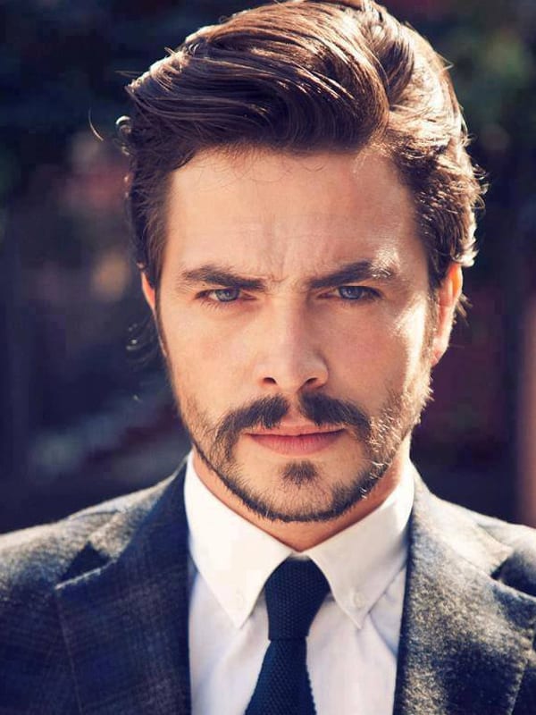 Ahmet Kural Takipçilerini Şaşırttı!