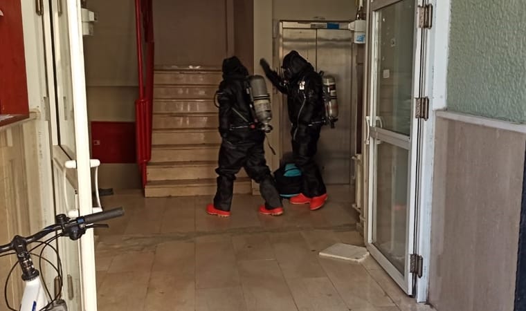 Kimyasal İle İntihara Teşebbüs Etti: 18 Kişi Hastanelik Oldu!