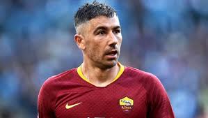 Fenerbahçe Kolarov Hakkındaki Kararını Verdi!