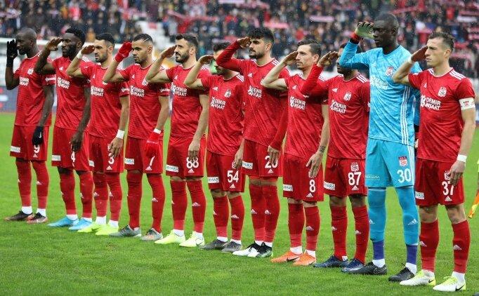 Lider Sivasspor Ağır Yara Aldı!