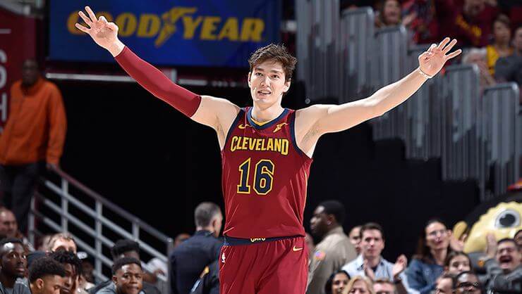 Cedi Osman'dan #evdekal Kampanyasına Destek