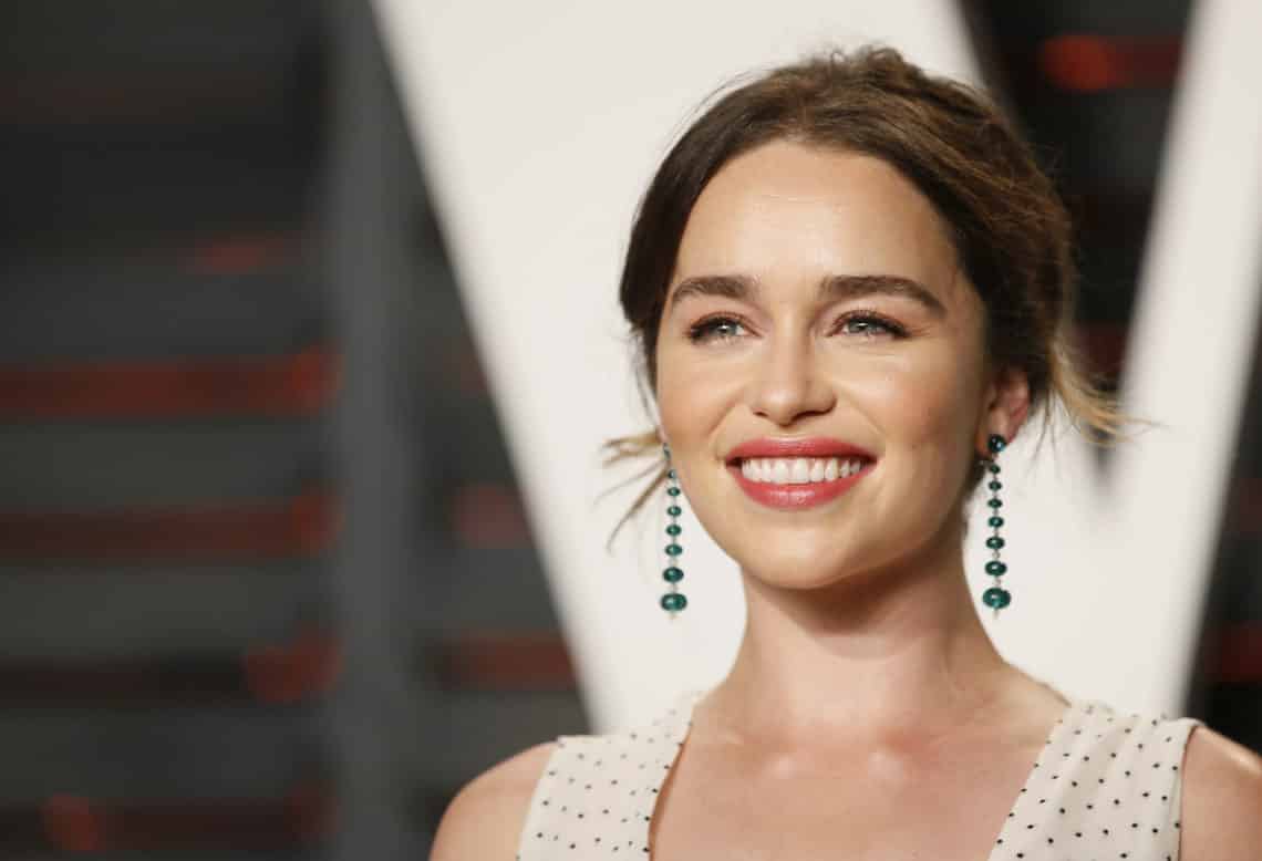 Emilia Clarke Bağışta Bulunanlara Yemek Yapacak!
