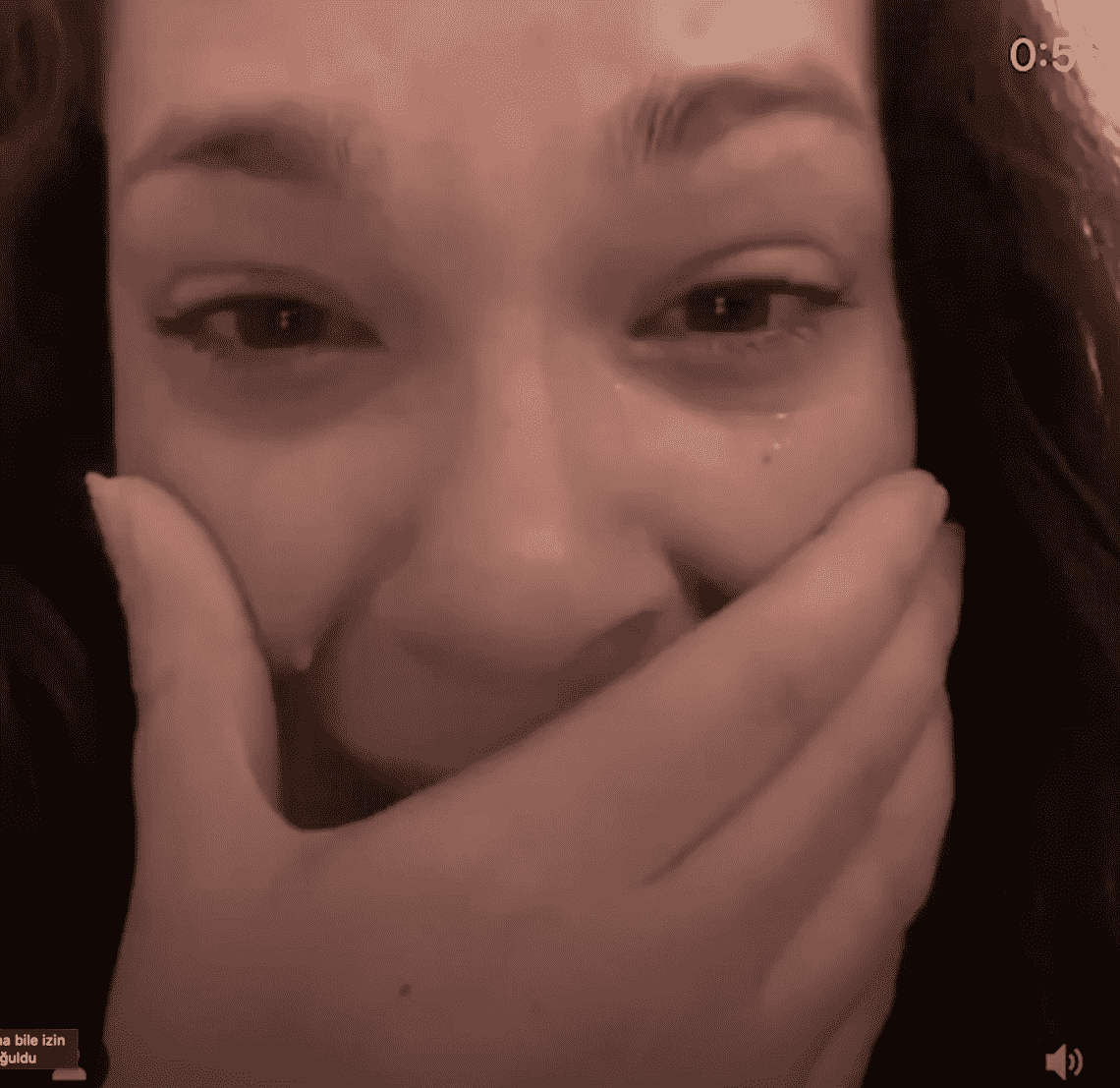 Hastane Yönetimi Maske Kullanmasına İzin Vermedi!