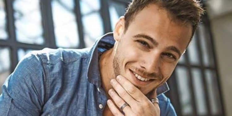 Ünlü Oyuncu Kerem Bürsin'den Türkiye-Amerika Kıyaslaması