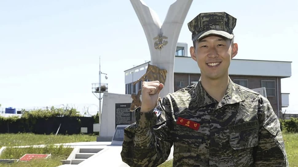 Tottenhamlı Son Askerliğini Yaptı