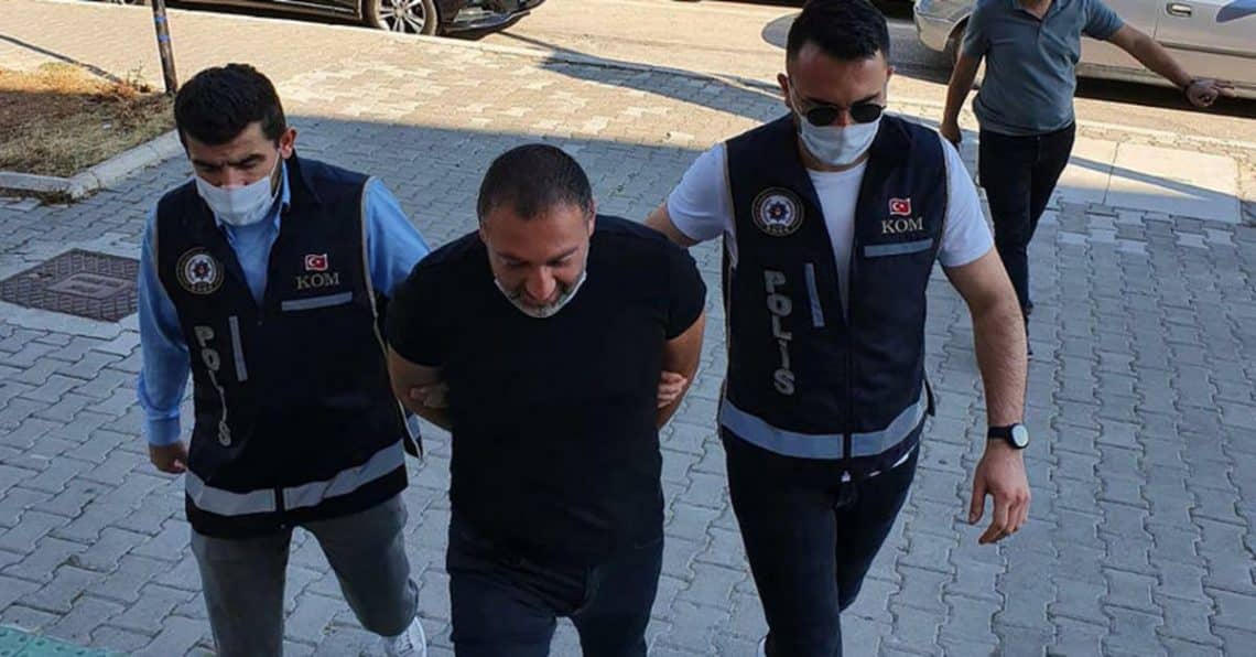 Avukat 2 Kişiyi Vurdu!