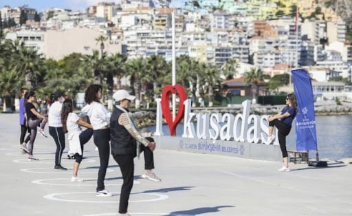 Sosyal Mesafeli Sabah Sporuna Başlanıldı