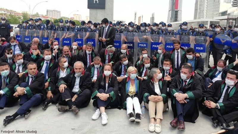 Mansur Yavaş Baro Başkanlarına Desteğini Eksik Etmedi