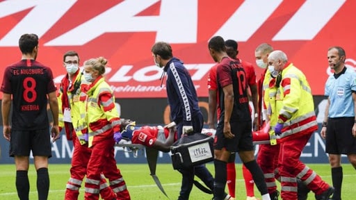 Taiwo Awoniyi’yi Hakem Hayata Döndürdü!