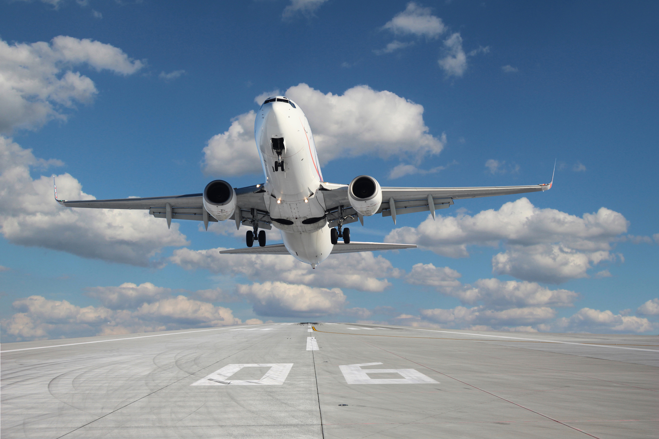 İran Yolcu Uçağı Taciz Edildi: Yaralılar Var