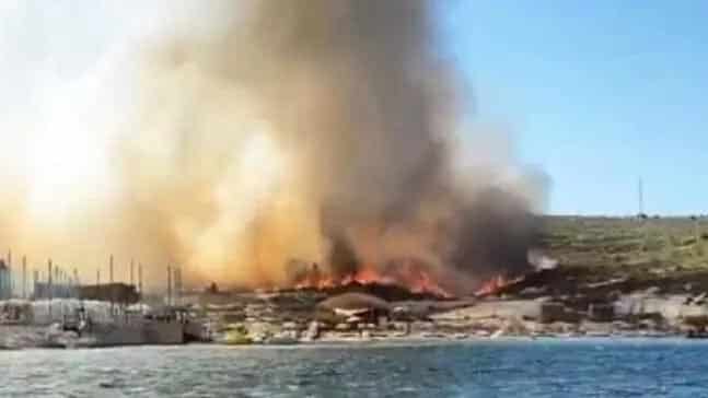 Alaçatı'da Korkutan Yangın