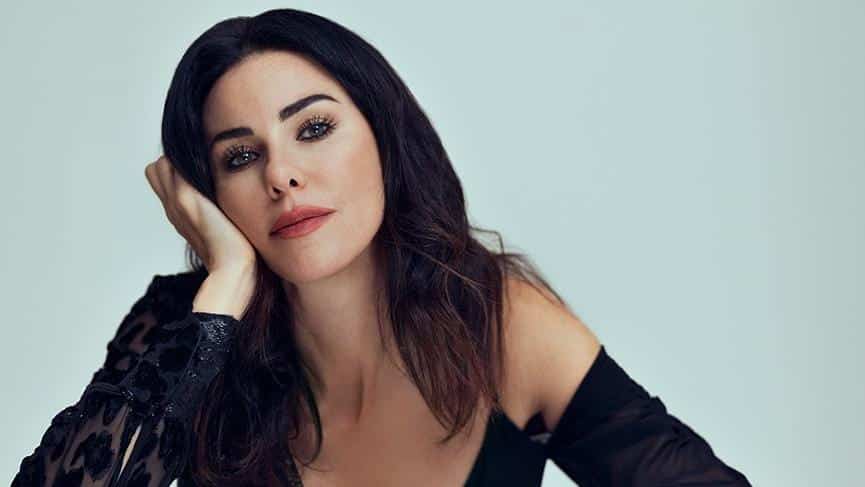 Defne Samyeli Ev Sahibine Dava Açtı!