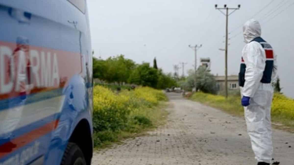 Düğüne Katılan 13 Kişi Pozitif Çıktı Mahalle Karantinaya Alındı