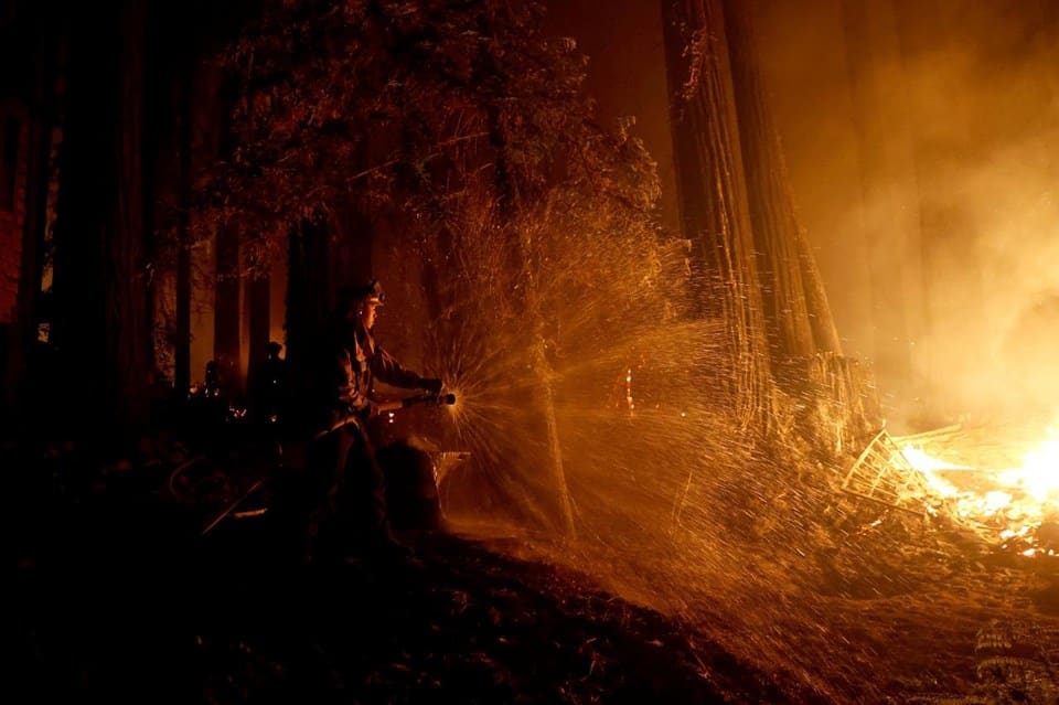 California'da 560 Yangın!