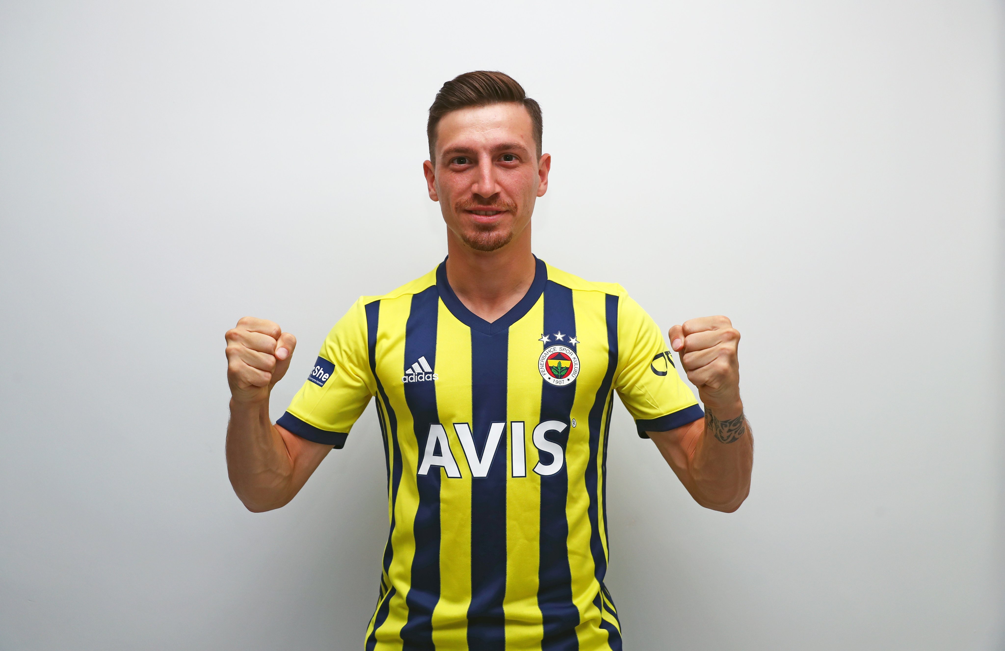 Mert Hakan Yandaş Resmen Fenerbahçe’de!