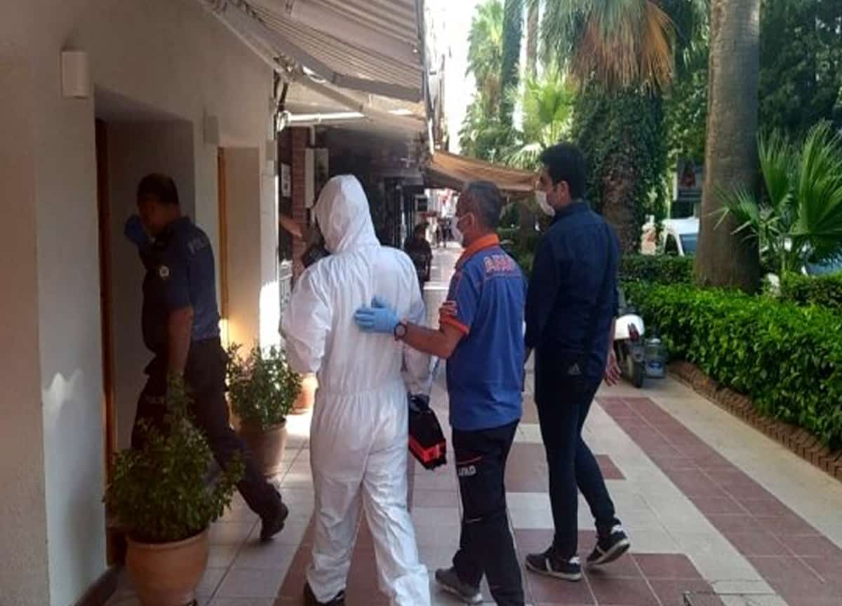 Genç Kadın Otel Odasında Siyanürle İntihar Etti