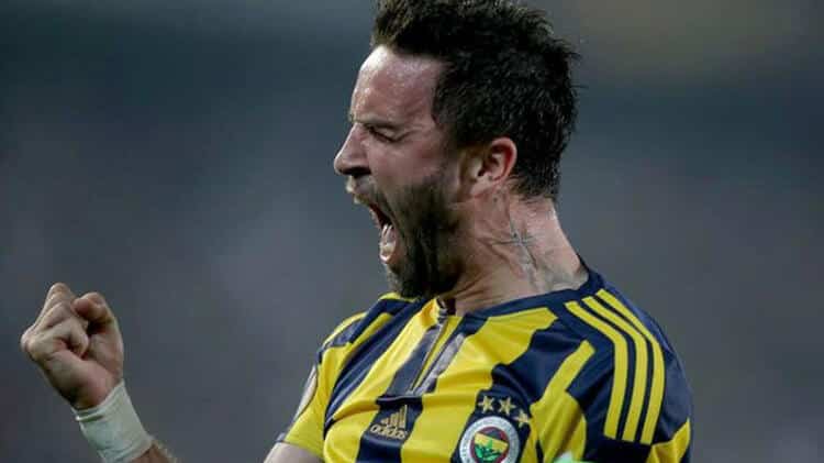 Gökhan Gönül İmzayı Attı!