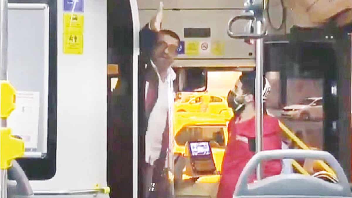 Kadın Yolcuya Hakaret Eden Şoför Açığa Alındı