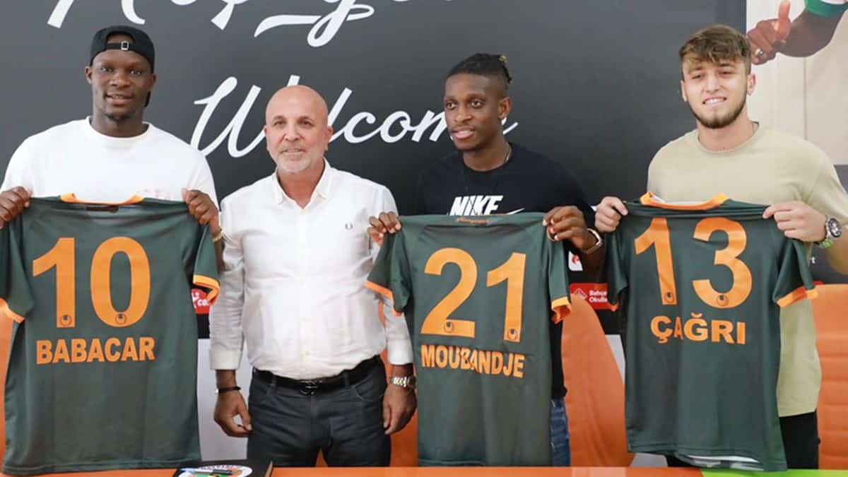 Alanyaspor’da 3 “Baba” İmza  Birden!