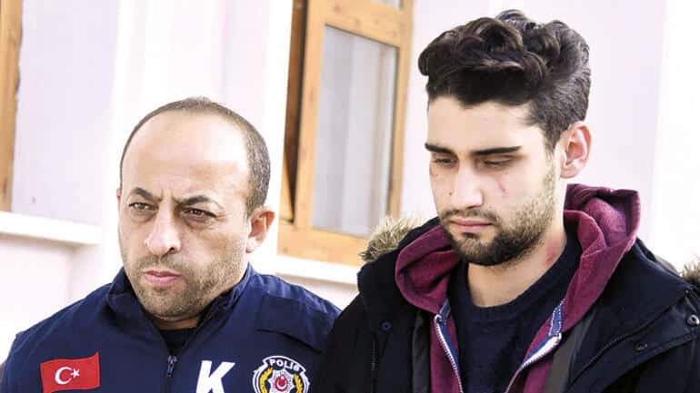 Sanatçılardan Kadir Şeker'e Destek Paylaşımları