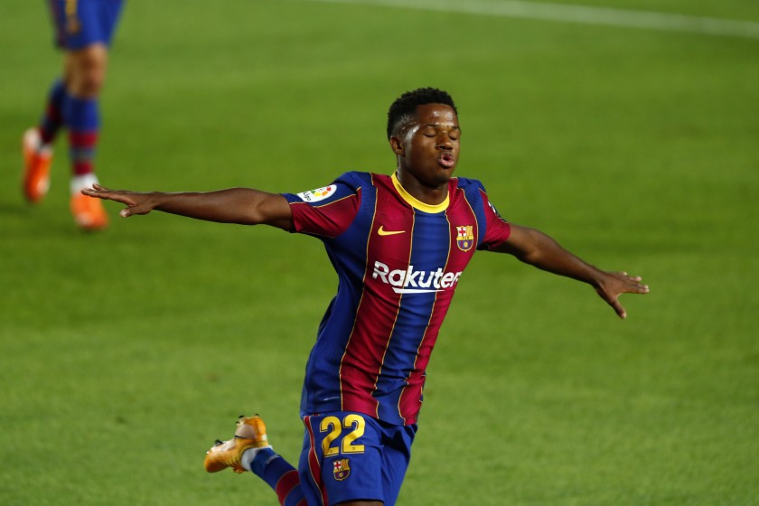 Barcelona Oyuncusuna Irkçılık Yapan Gazeteci Özür Diledi!