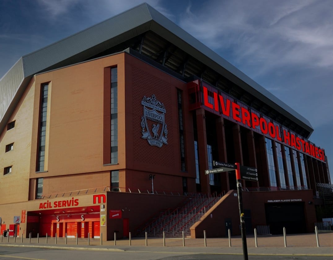 Liverpool Revire Döndü!