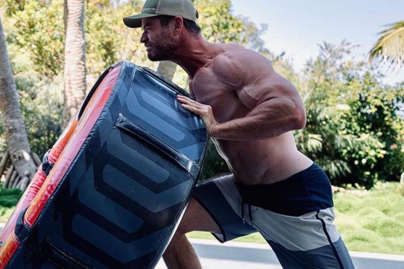 Natalie Portman: Chris'in Yanında Babaannesi Gibi Görüneceğim