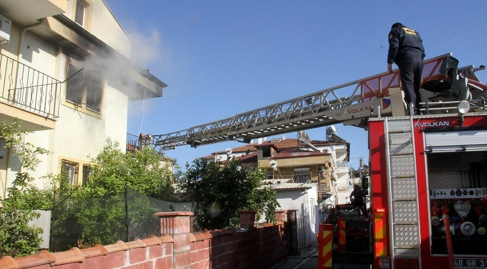 Tek Başına Yaşadığı Evde Yanarak Can Verdi