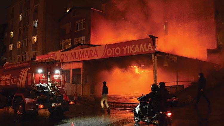 Kağıthane’de İş Yeri Yangını!