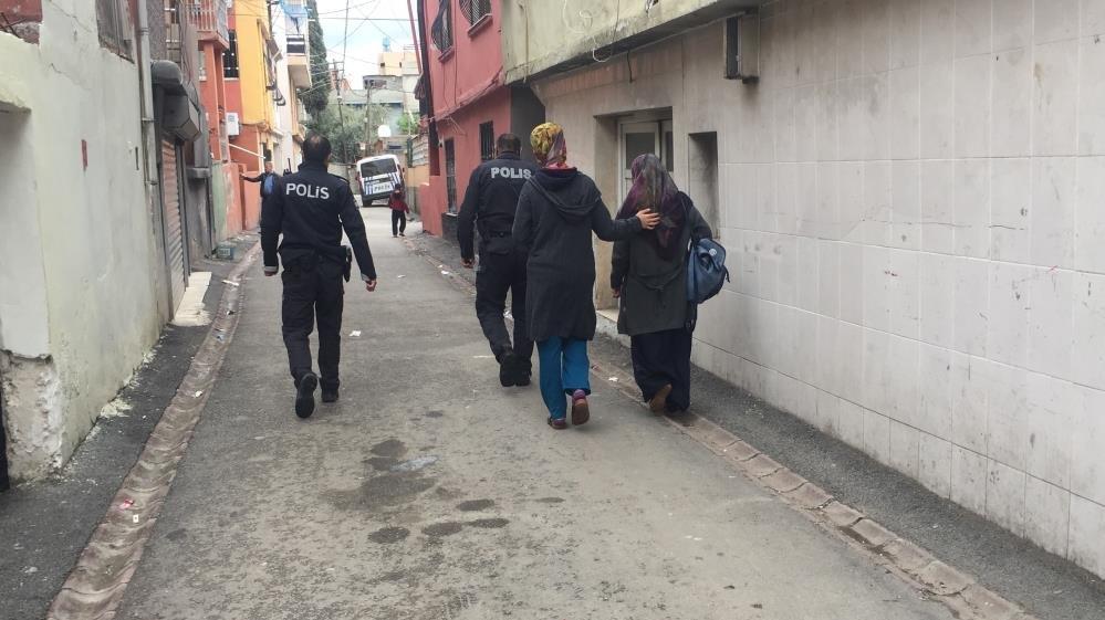 Zorla Evlendirilmek İstenen 15 Yaşındaki Kız Polise Sığındı!