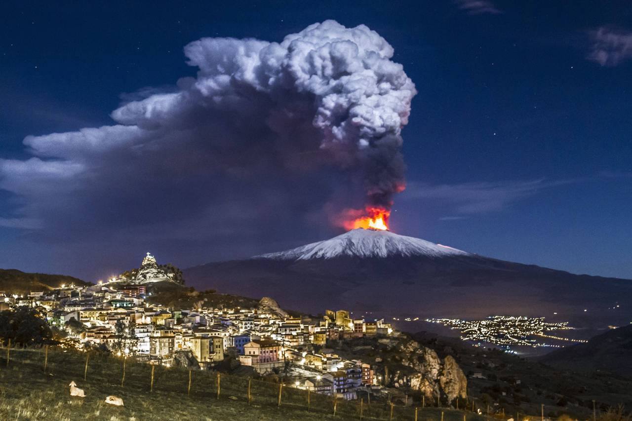 Etna Yanardağı Durmuyor!