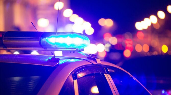 Baskına Gittiği Kulüpte Tanıştığı Kadına Aşık Olan Polise Ceza!