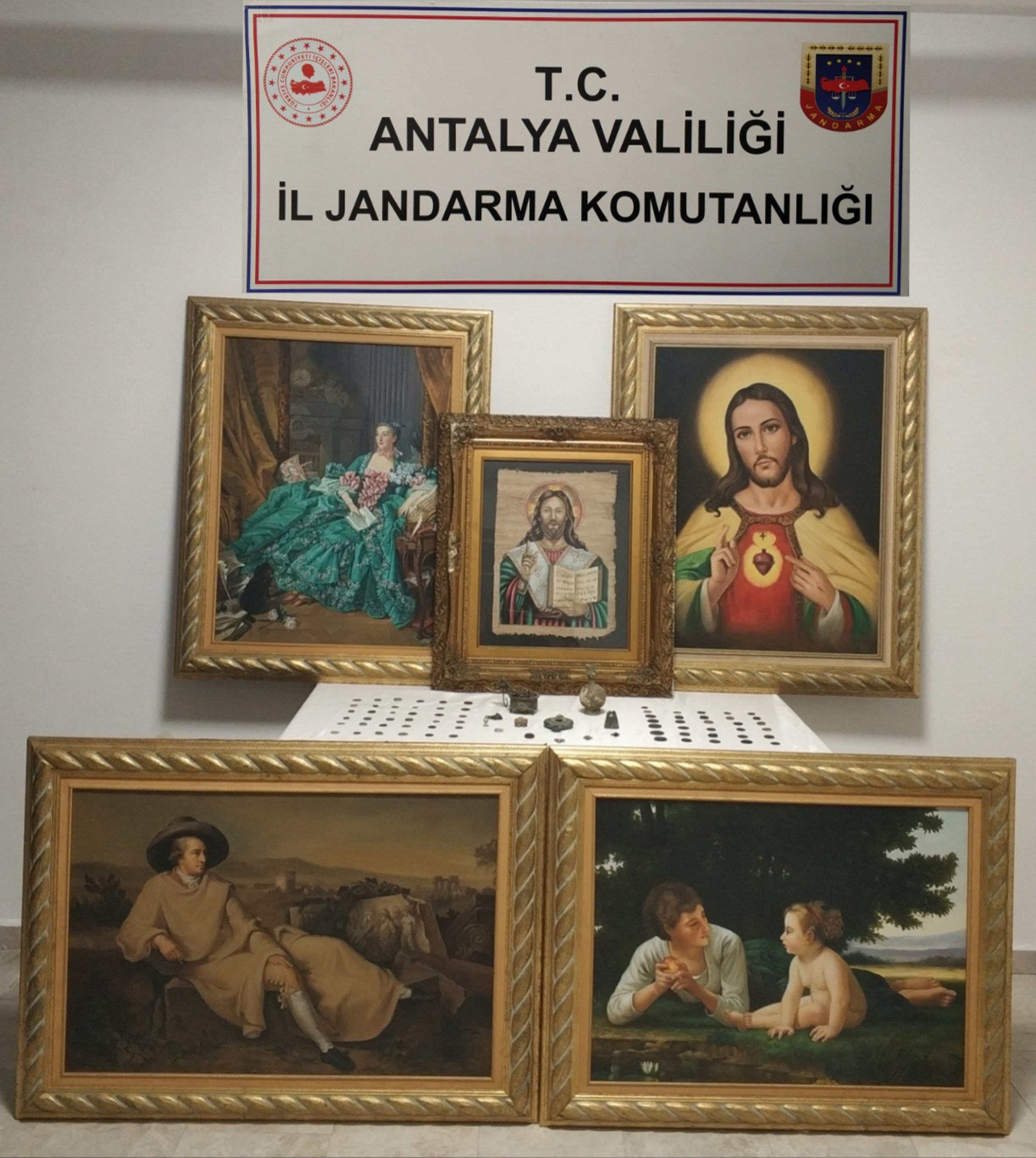 Tarihi Eser Kaçakçılarına Büyük Darbe!