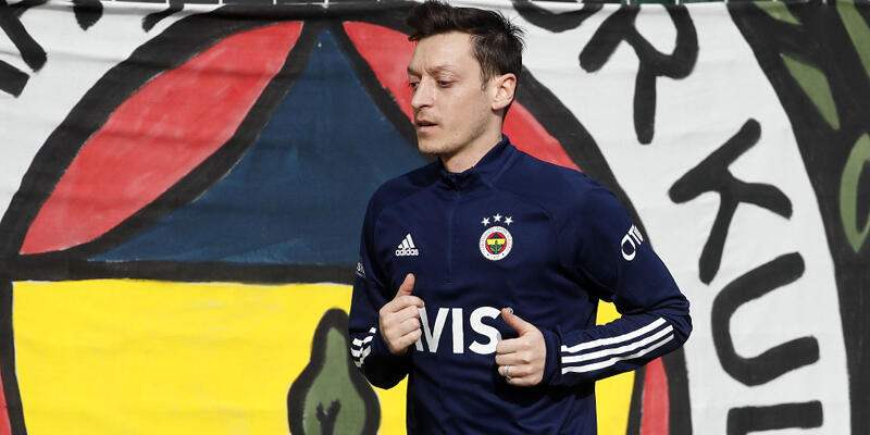 Fenerbahçe’nin Yıldız Futbolcusu Özil Kulüp Satın Aldı!