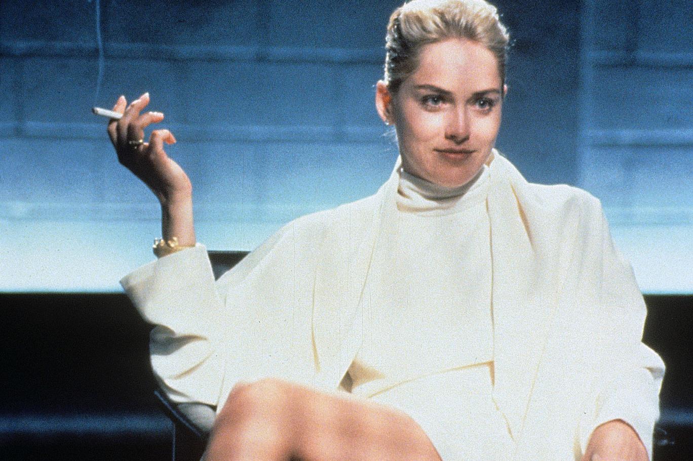 Ünlü Yıldız Ölülerle İletişim Kurduğunu İddia Etti