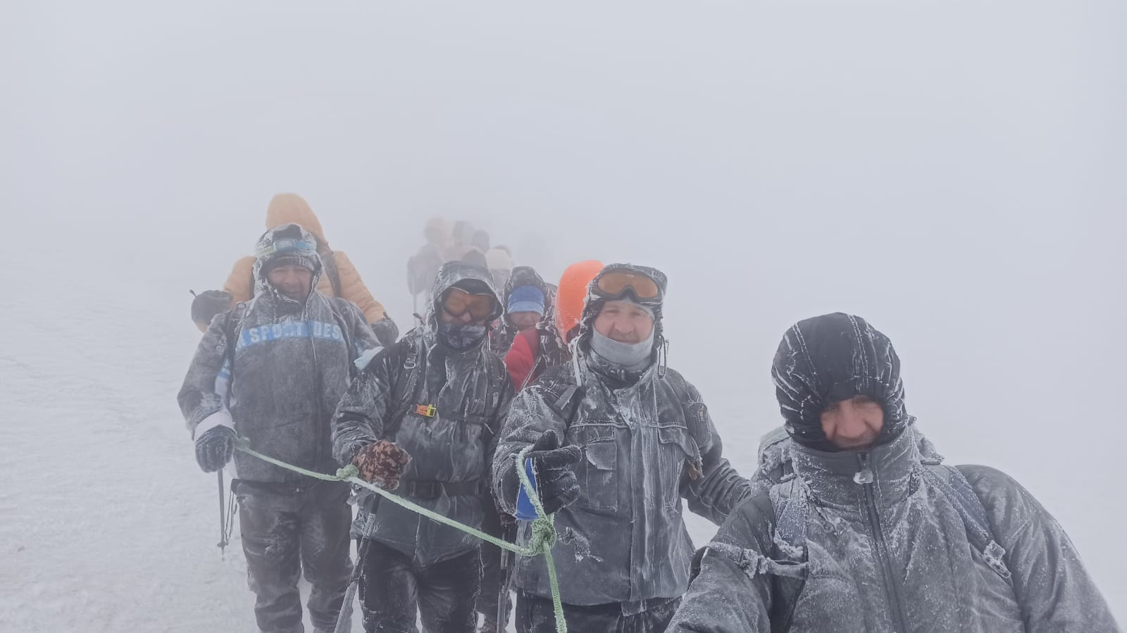 Ağrı Dağı’nda Kaybolan Dağcılar Kurtarıldı