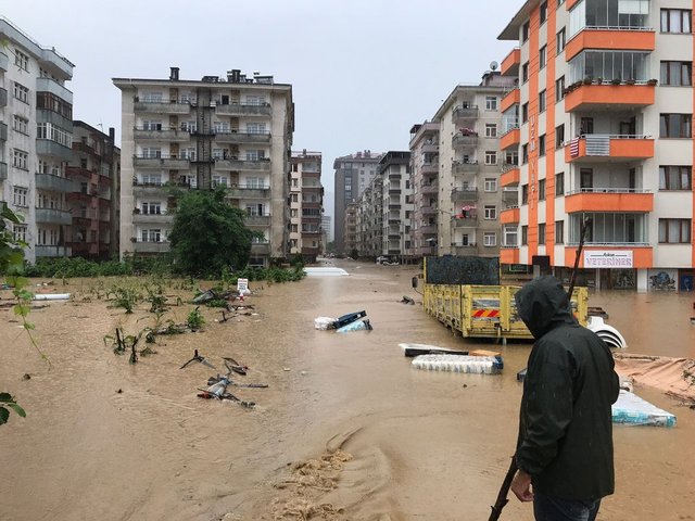 Artvin’de 430 Ev ve İş Yerini Su Bastı!