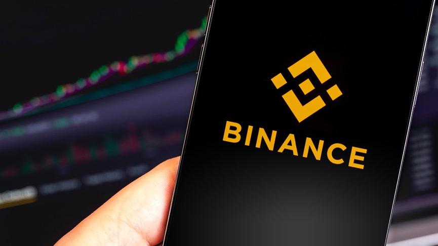 Binance, Günlük Para Çekme Limitini 2 Bin Dolara Düşürdü