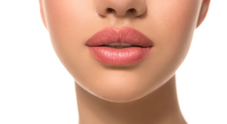 Dudak Dolgusu Yaptırırken Dikkat Edilmesi Gereken Noktalar