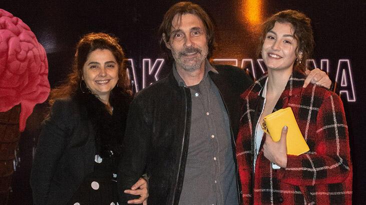 Beşikçioğlu Çiftinin Kızları, Anne-Babasının İzinde