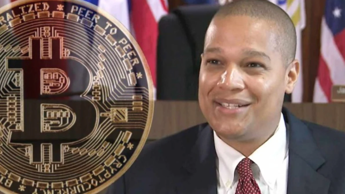 ABD’nin Cool Valley Belediye Başkanı Vatandaşlara Bedava BTC Verecek