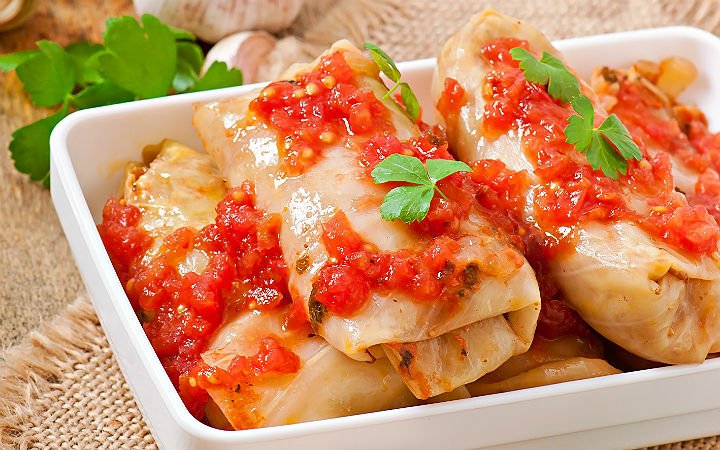 Etli Lahana Sarması Nasıl Yapılır? Lahana Sarması Tarifi