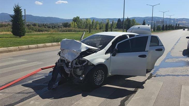 Sivil Polis Aracı Otomobille Çarpıştı 5 Kişi Yaralandı!