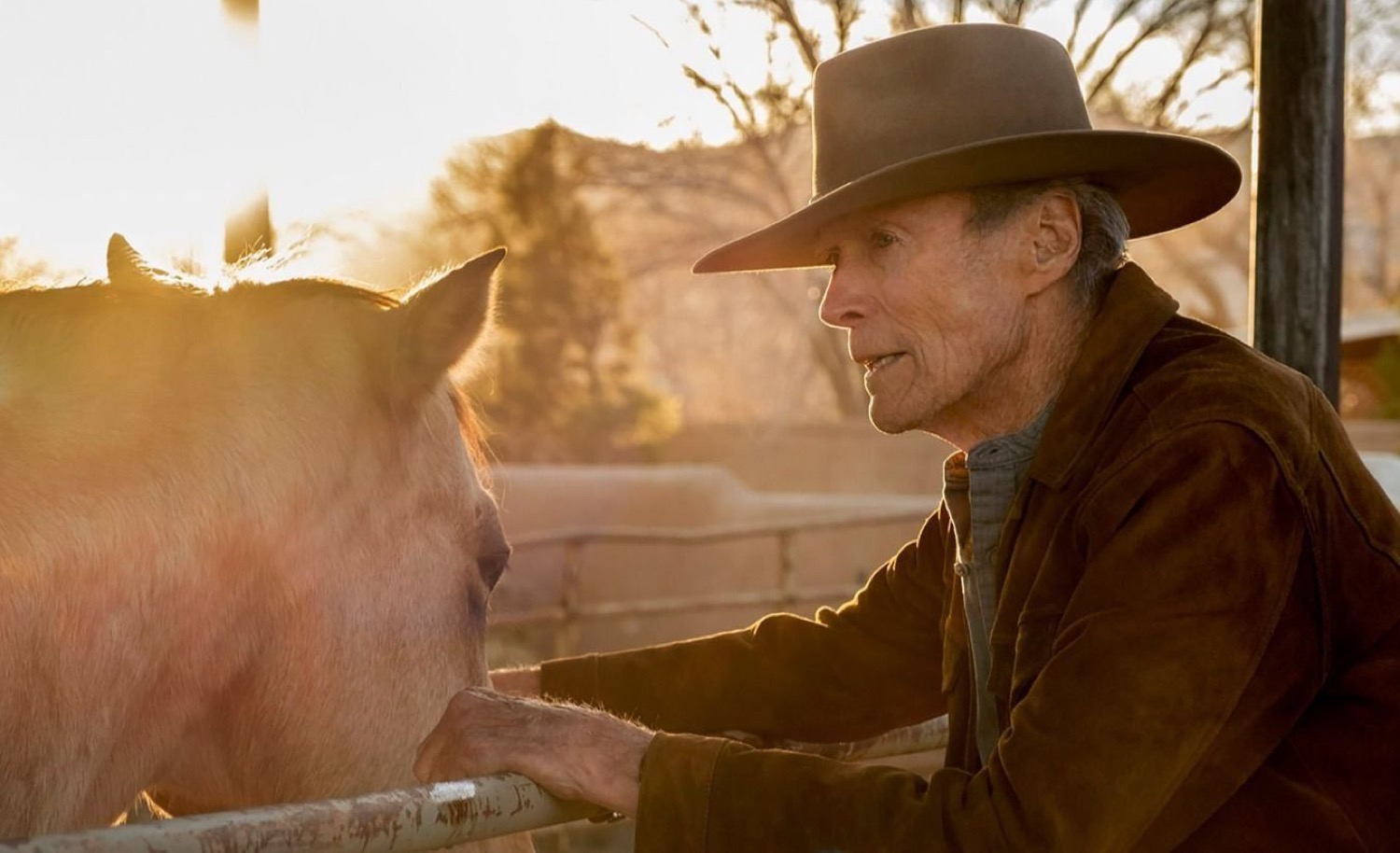 91 Yaşındaki Clint Eastwood Yıllara Meydan Okuyor