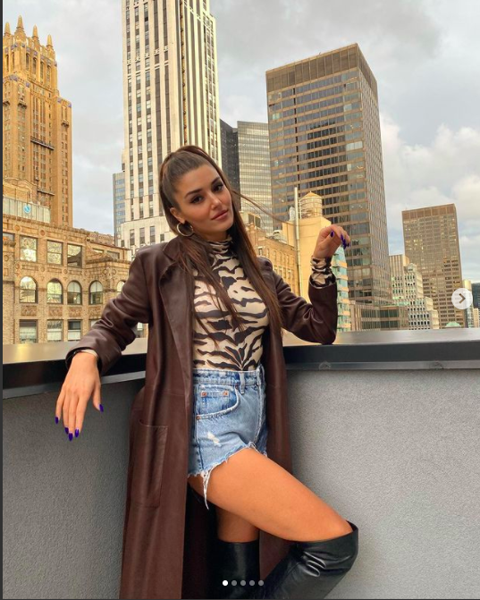 Hande Erçel New York Paylaşımlarıyla Büyüledi!