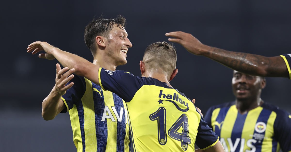 Mest Özil Takımı Uyardı: “Motive Olun!”
