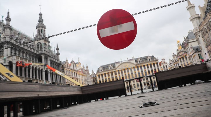 Avrupa Koronavirüs Tedbirlerine Geri Dönüyor