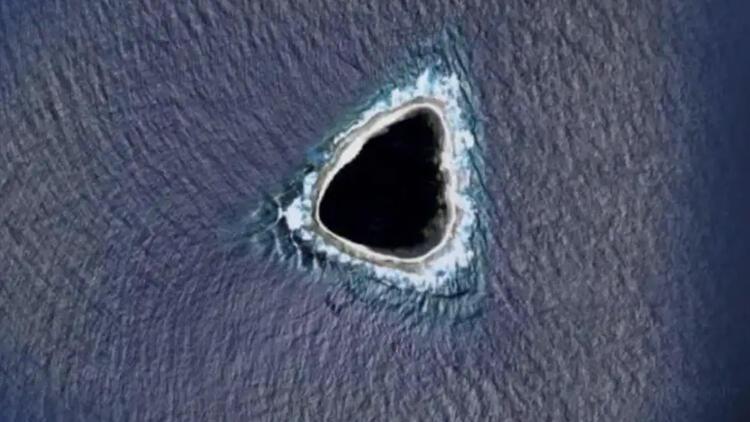 Sosyal Medya Google Haritalar’daki Gizemli Kara Deliği Konuşuyor!