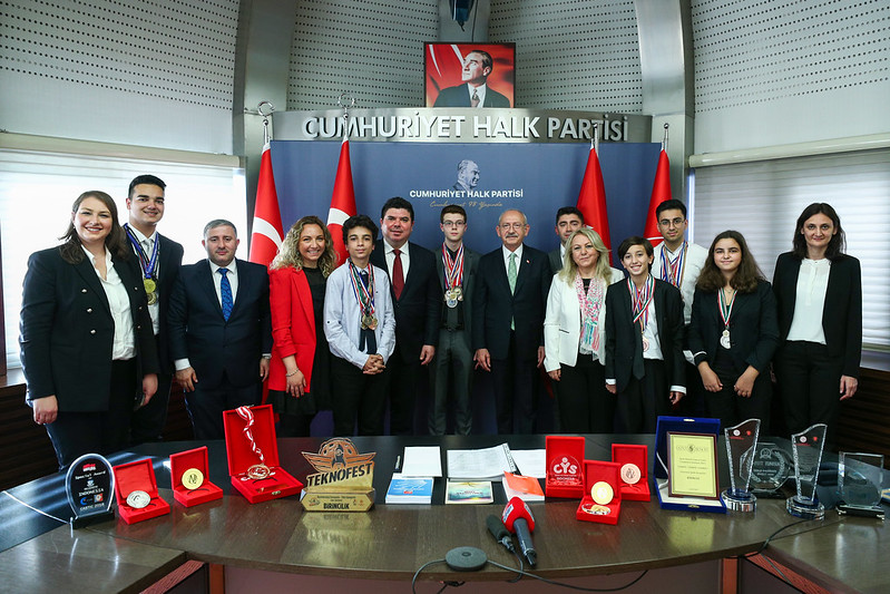 Kılıçdaroğlu Gençler ile Buluştu